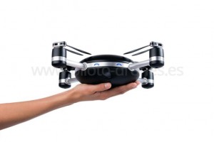Lily el pequeño drone con cámara dirigida a prueba de agua